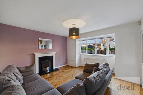 3 bedroom detached house to rent, Harrogate Road, Moortown, Leeds, LS17