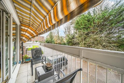3 bedroom flat for sale, Orchard Road, Bromley, BR1