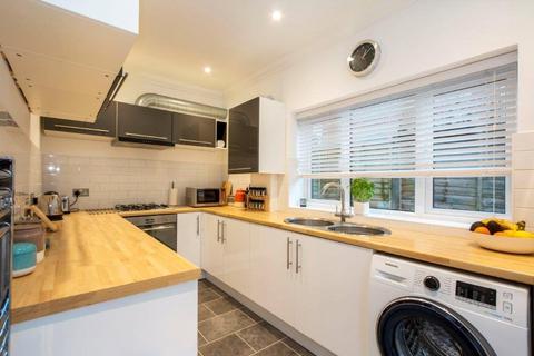 2 bedroom apartment for sale, Balmoral Road, Lower Parkstone, Poole, BH14