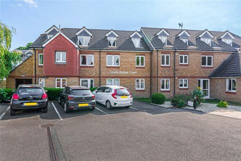 1 bedroom retirement property for sale - Mervyn Road, Shepperton, TW17