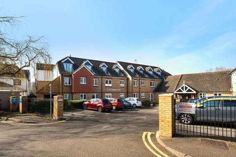 undefined, Mervyn Road, Shepperton, TW17