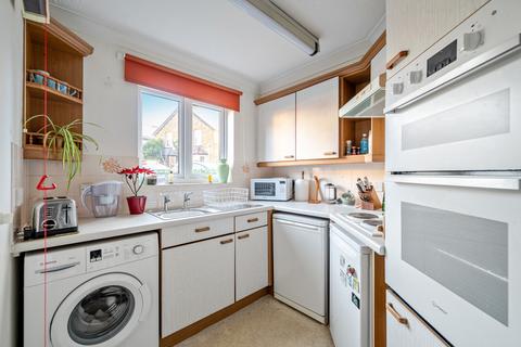 undefined, Mervyn Road, Shepperton, TW17