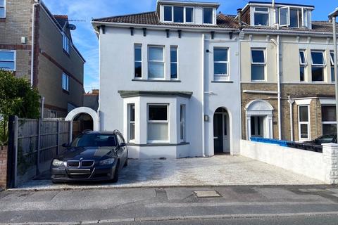 Balmoral Road, Lower Parkstone, Poole, BH14
