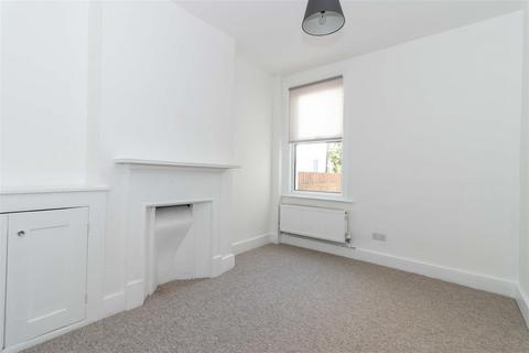 3 bedroom terraced house to rent, London Street, Worthing