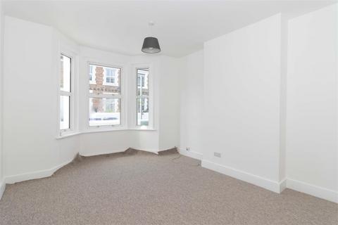 3 bedroom terraced house to rent, London Street, Worthing