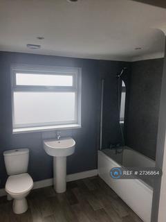 3 bedroom maisonette to rent, Vernon Avenue, Peacehaven, BN10