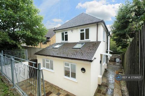 2 bedroom maisonette to rent - London Road, High Wycombe, HP11