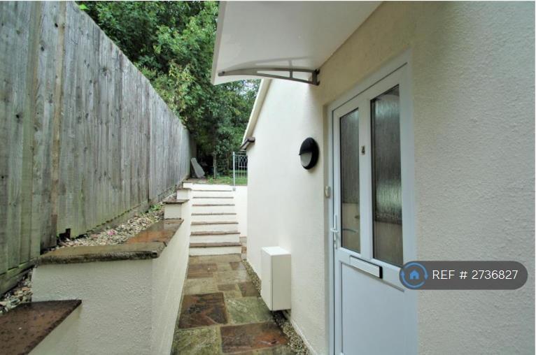 Private Entrance