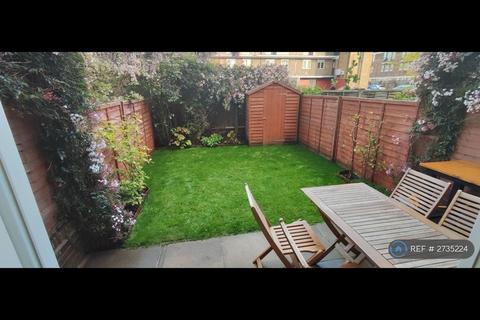 2 bedroom maisonette to rent, Atkinson House, London, SE17