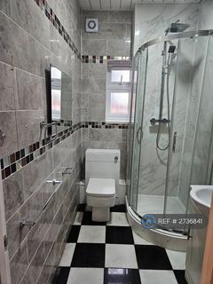 2 bedroom maisonette to rent, Sangley Road, London, SE25