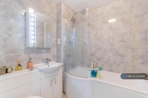 undefined, Wheatcroft Court, Sutton, SM1