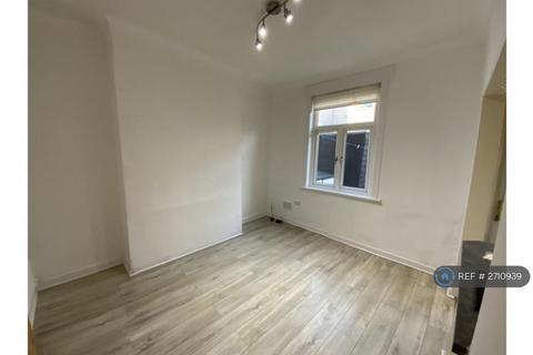 3 bedroom terraced house to rent, Batley Street, Liverpool, L13