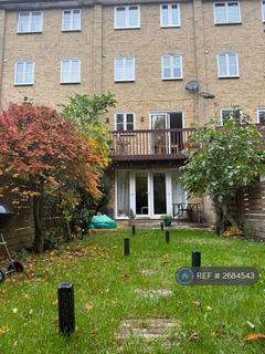 3 bedroom terraced house to rent - Cornish Court, Sudbury, CO10