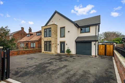 4 bedroom detached house for sale - Priory Lane, Preston, PR1