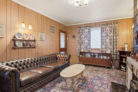 3 bedroom semi-detached house for sale, Holmes Carr Road, New Rossington, DN11