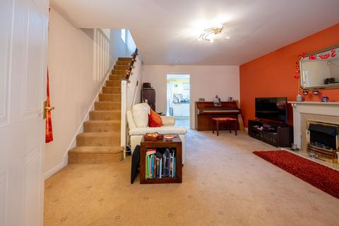 4 bedroom end of terrace house for sale, Charnley Close, Sale M33