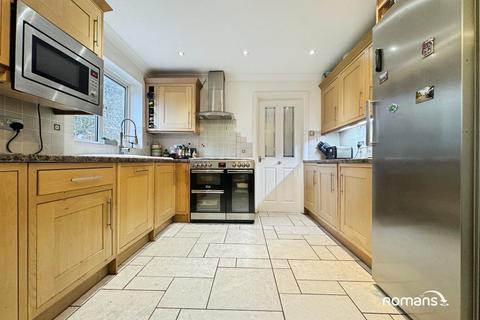 3 bedroom semi-detached house for sale, Mull Close, Oakley, Basingstoke