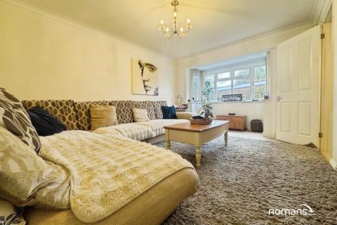 3 bedroom semi-detached house for sale, Mull Close, Oakley, Basingstoke