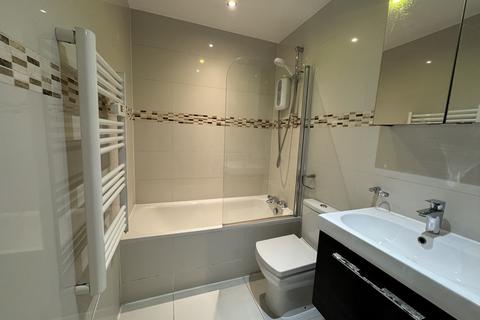 Studio to rent, St. Johns Road, Isleworth TW7