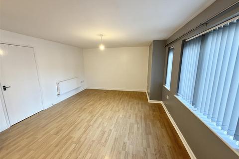 2 bedroom apartment to rent, Poulton Road, Wallasey