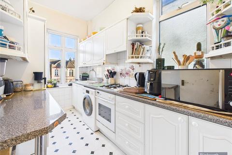 3 bedroom maisonette for sale, Kenton Avenue, Harrow, HA1
