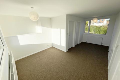 4 bedroom semi-detached house to rent, Merston Close, Brighton, BN2