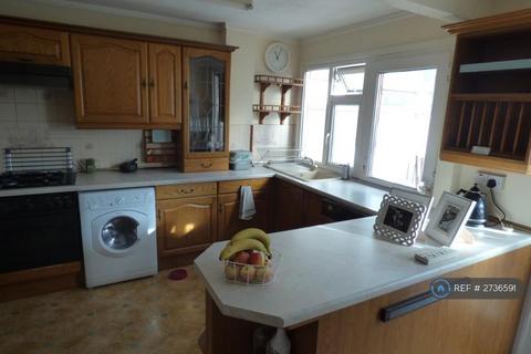undefined, Bicknor Road, Maidstone, ME15