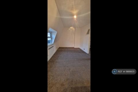 2 bedroom flat to rent, Seaside, Eastbourne, BN22