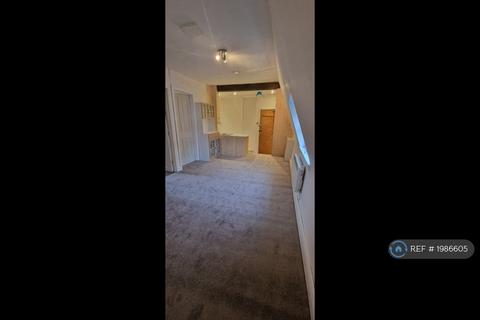 2 bedroom flat to rent, Seaside, Eastbourne, BN22