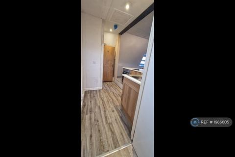 2 bedroom flat to rent, Seaside, Eastbourne, BN22
