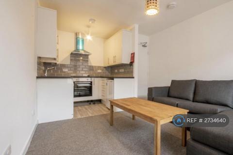 4 bedroom flat to rent, Sienna Gardens, Edinburgh, EH9