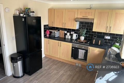 3 bedroom terraced house to rent, Ince Green Lane, Ince, Wigan, WN2