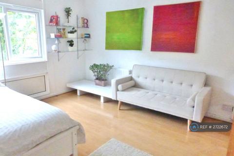 undefined, Cedars Road, London, SW4