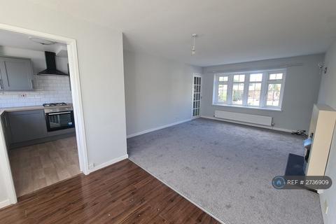 3 bedroom terraced house to rent, The Meadows, Llandudno Junction, LL31
