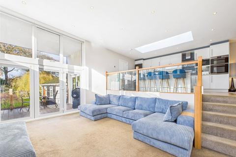 4 bedroom detached house for sale, Burley Road, Bransgore, Christchurch, Dorset, BH23