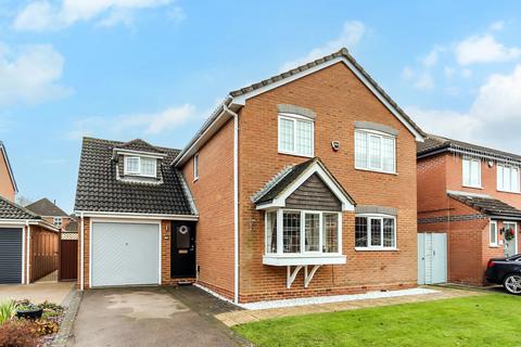 4 bedroom detached house for sale, Larchwood Close, Wellingborough NN8
