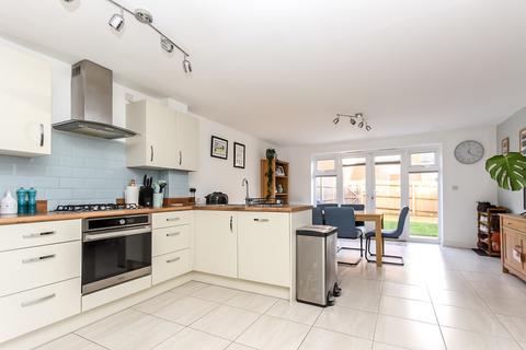 3 bedroom terraced house for sale, Driver Way, Wellingborough NN8