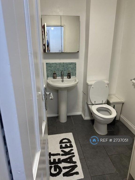 Bathroom 2