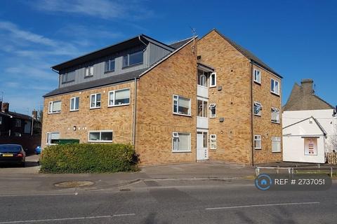 2 bedroom flat to rent, High Street, Chesterton, Cambridge, CB4