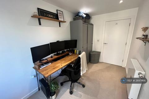 2 bedroom flat to rent, Eythorne Road, London, SW9