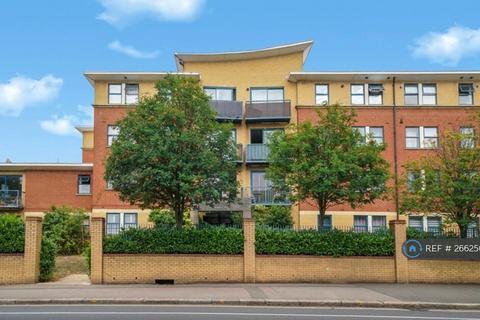 2 bedroom flat to rent, North Point, London, N8