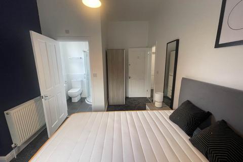 1 bedroom in a house share to rent, Haddon Road (room 2), West Yorkshire LS4
