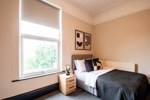undefined, Cemetery road (Room 2), West Yorkshire LS11