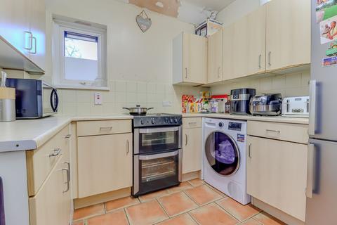2 bedroom flat for sale, Saffron Lane, Leicester, LE2