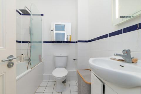 2 bedroom apartment to rent, West End Lane, London, NW6