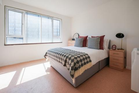 House share to rent, South End, London, W8