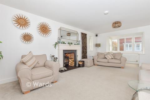5 bedroom detached house for sale, Seymour Drive, Marden, Marden, Kent