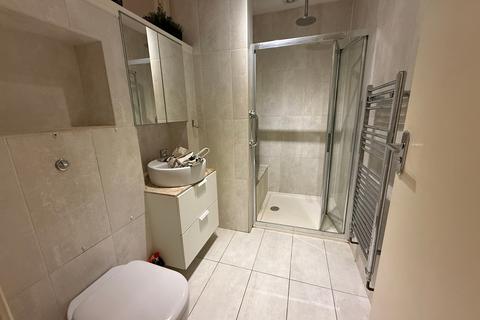 4 bedroom semi-detached house for sale, Glendale Gardens, Wembley, HA9