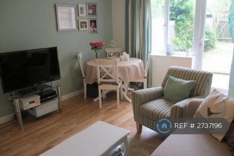 2 bedroom terraced house to rent, Beaune Close, Northampton, NN5