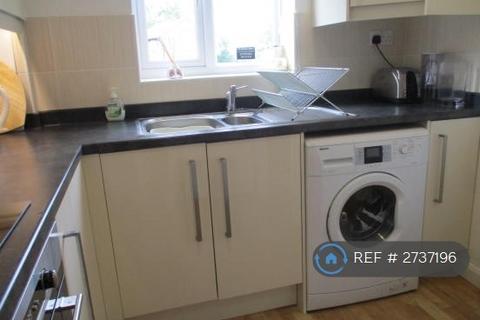 2 bedroom terraced house to rent, Beaune Close, Northampton, NN5
